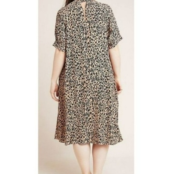 🐆 Anthropologie McKenzie Dress in Animal Print 🐆 - Picture 4 of 5